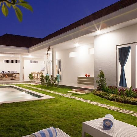 Villa Casablanco Семиняк Екстериор снимка